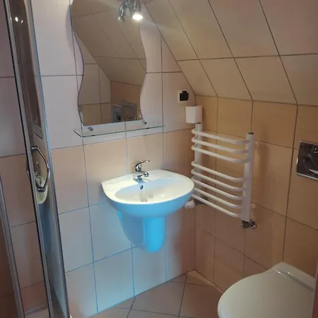 Srodkowa 20 Гостевой дом 3*